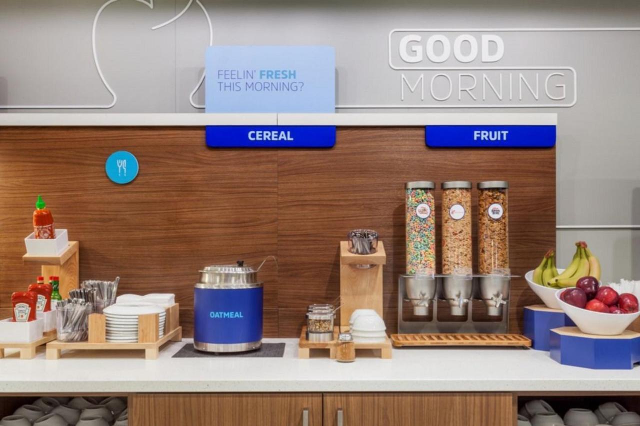 Holiday Inn Express & Suites Oscoda By Ihg מראה חיצוני תמונה