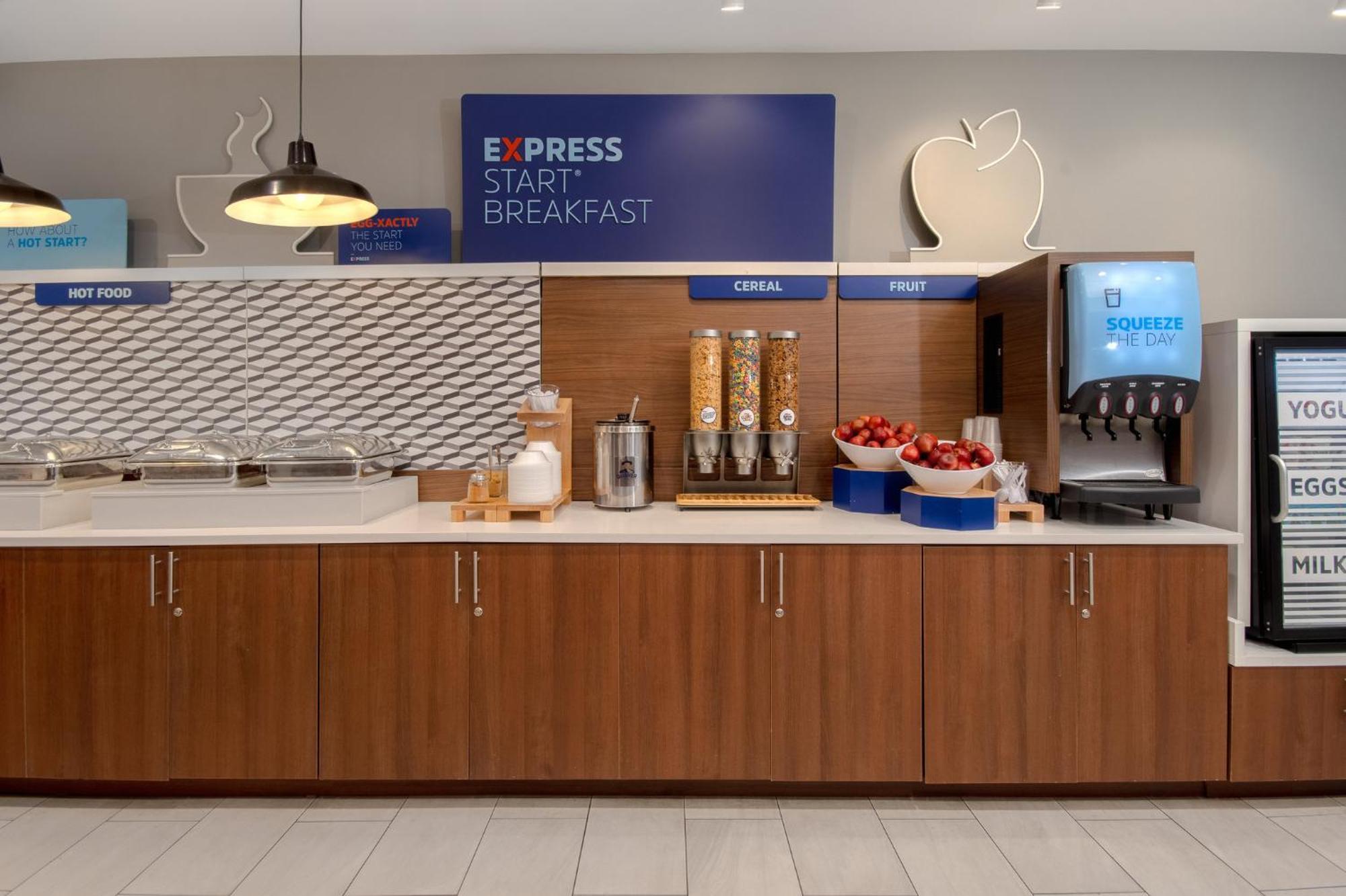 Holiday Inn Express & Suites Oscoda By Ihg מראה חיצוני תמונה