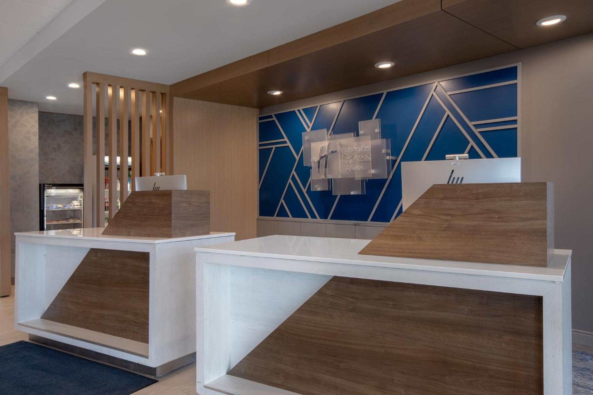 Holiday Inn Express & Suites Oscoda By Ihg מראה חיצוני תמונה
